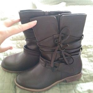 Vegan leather booties Size 8